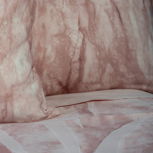 Completo Lenzuola Copriletto in Cotone Percalle Matrimoniale – Lusso e Qualità Artigianale Italiana  - Trame di Sogni - Rosa